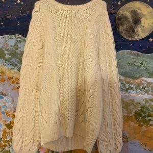 White/ cream fisherman sweater